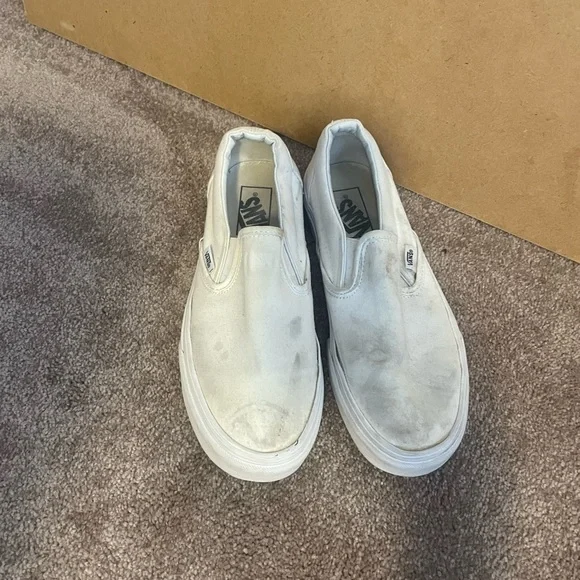 White slip on vans - Picture 1 of 5
